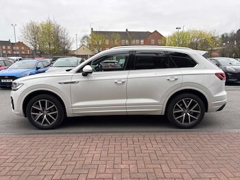 Used Volkswagen Touareg 2019 for sale - 78087927: Photo
