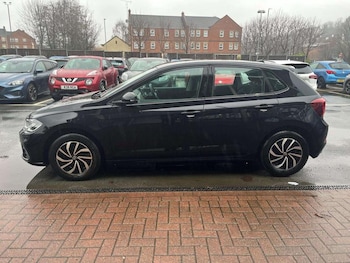 Used Volkswagen Polo 2024 for sale - 77274851: Photo