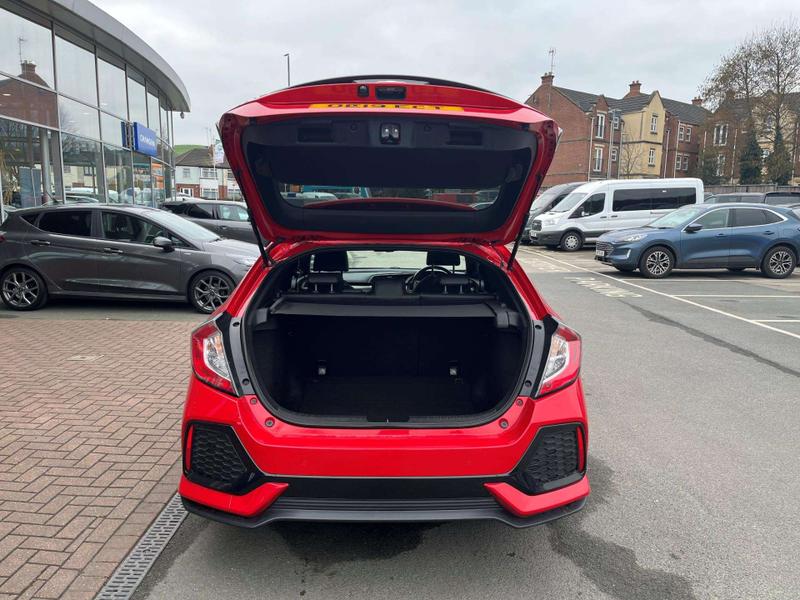 Used Honda Civic 2019 for sale - 77619903: Photo 15