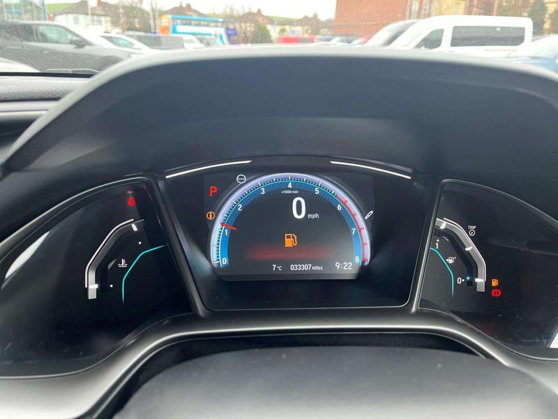 Used Honda Civic 2019 for sale - 77619903: Photo 30