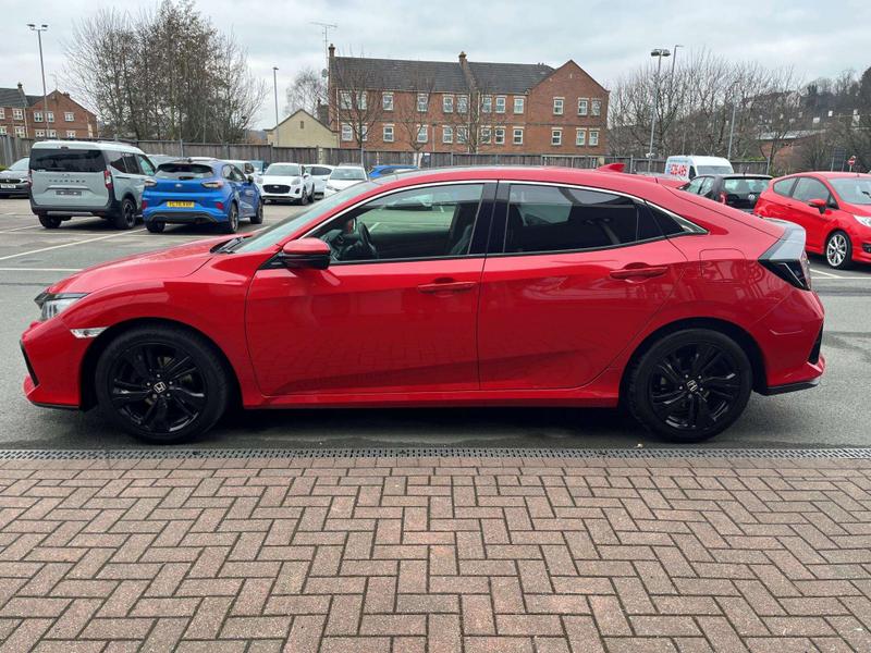 Used Honda Civic 2019 for sale - 77619903: Photo 4