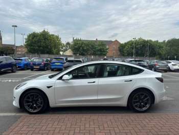 Used Tesla Model 3 2021 for sale - 74947057: Photo
