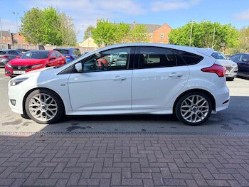 Used Ford Focus 2017 for sale - 78270735: Photo