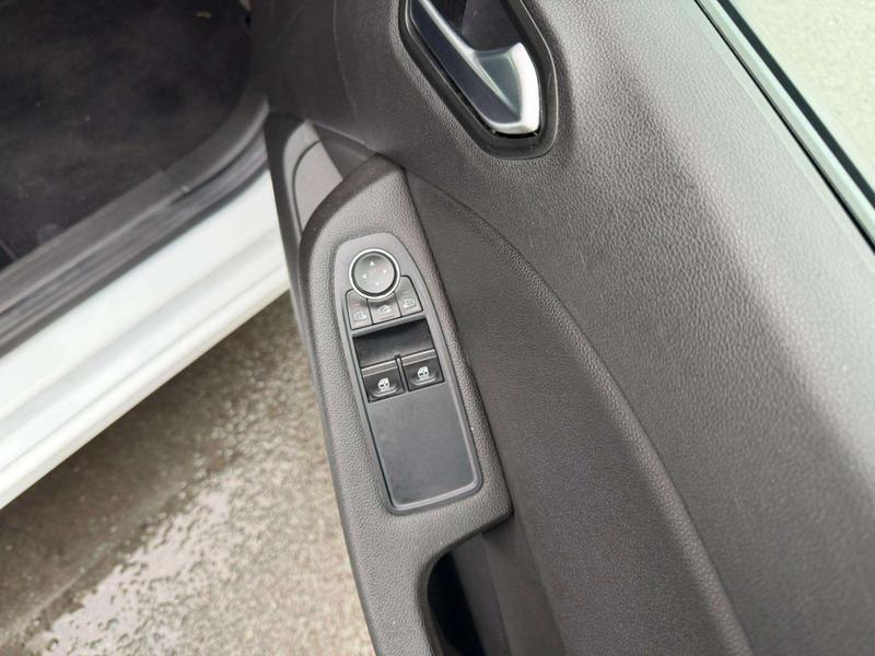 Used Renault Clio 2020 for sale - 77268776: Photo 18