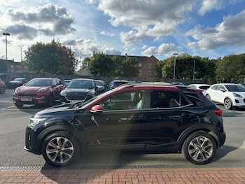 Used Kia Stonic 2020 for sale - 75835689: Photo