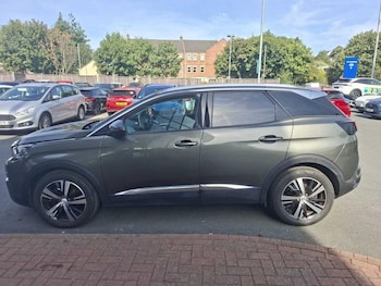 Used Peugeot 3008 2019 for sale - 79264369: Photo