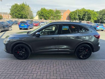 Used Ford Kuga 2025 for sale - 77071547: Photo