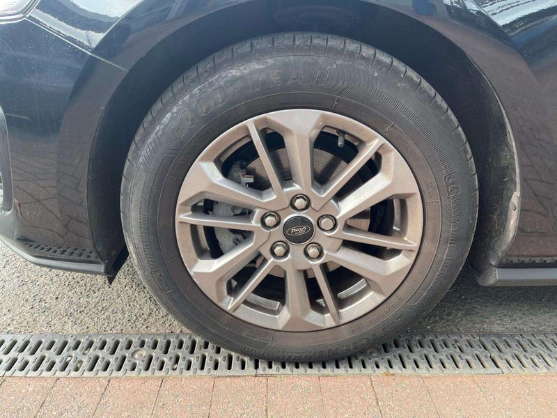 Used Ford Focus 2023 for sale - 77965924: Photo 11