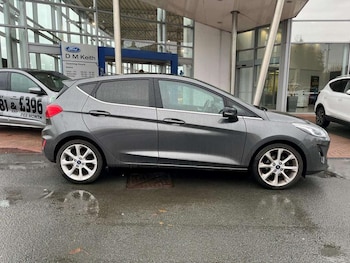 Used Ford Fiesta 2017 for sale - 76452873: Photo
