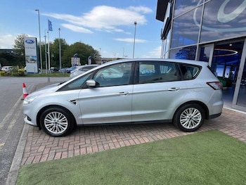 Used Ford S-Max 2017 for sale - 79076889: Photo