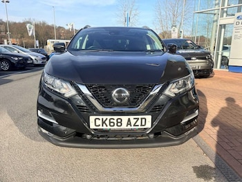 Used Nissan Qashqai 2018 for sale - 77890420: Photo
