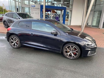 Used Volkswagen Scirocco 2017 for sale - 76302700: Photo