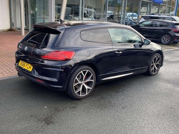 Used Volkswagen Scirocco 2017 for sale - 76302700: Photo