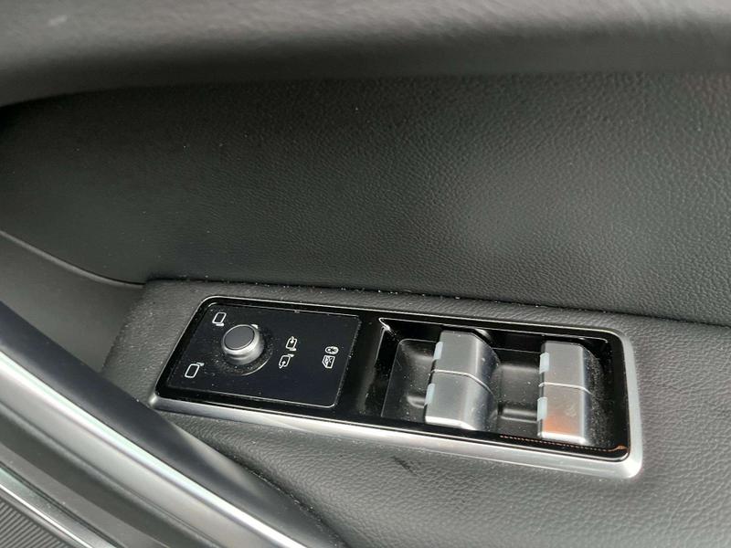 Used Jaguar F-Pace 2023 for sale - 77613630: Photo 22