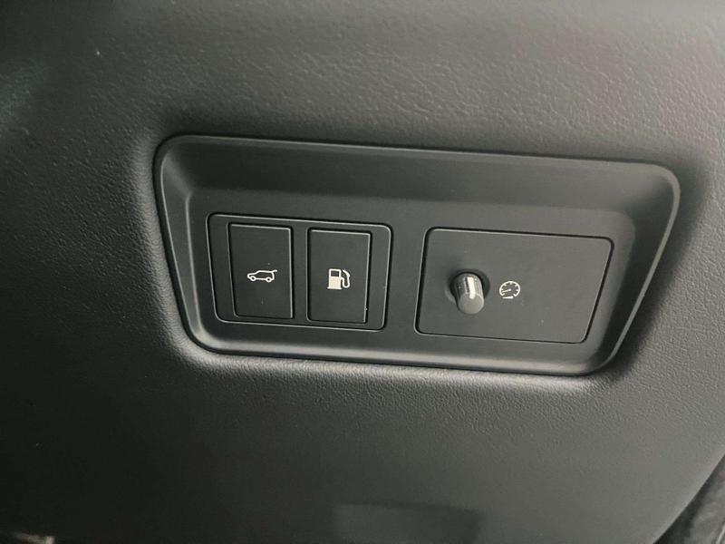 Used Jaguar F-Pace 2023 for sale - 77613630: Photo 23