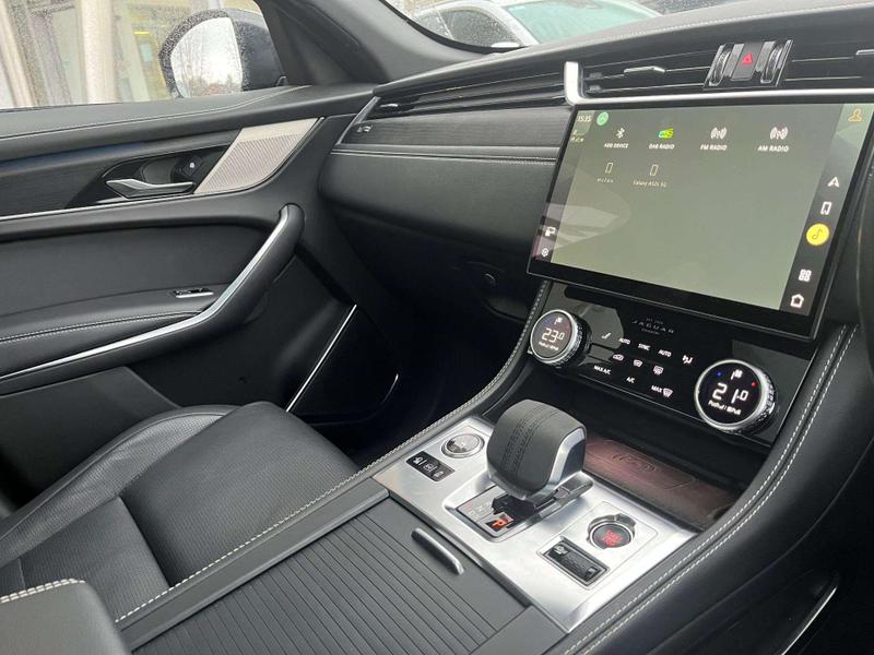Used Jaguar F-Pace 2023 for sale - 77613630: Photo 34