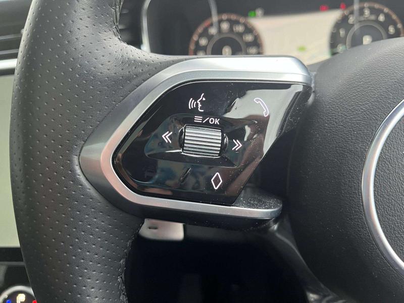 Used Jaguar F-Pace 2023 for sale - 77613630: Photo 36