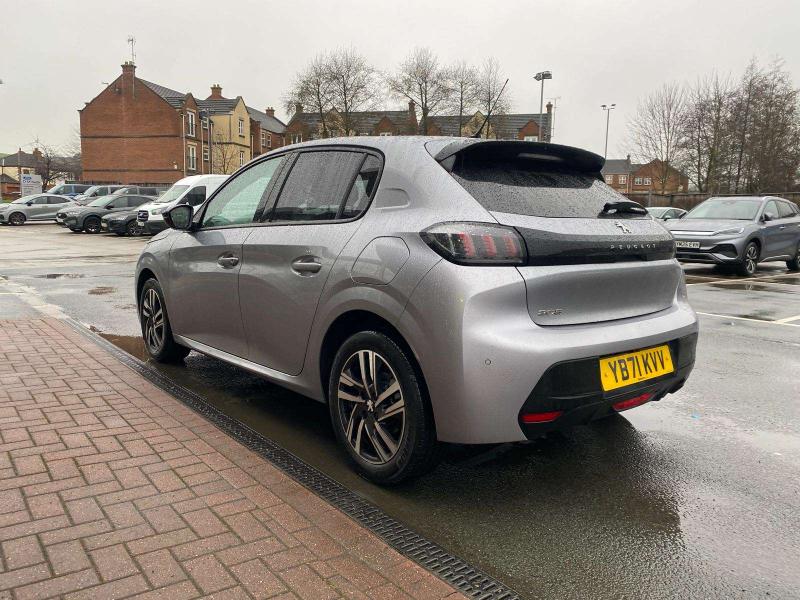 Used Peugeot 208 2022 for sale - 77248671: Photo 5