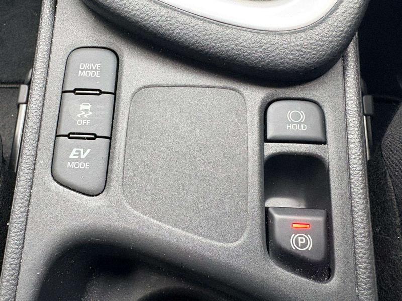 Used Toyota Yaris 2022 for sale - 76919991: Photo 24