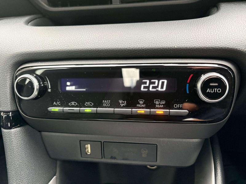 Used Toyota Yaris 2022 for sale - 76919991: Photo 31