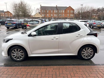 Used Toyota Yaris 2022 for sale - 76919991: Photo