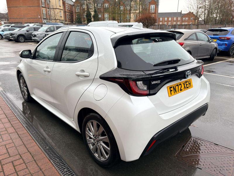 Used Toyota Yaris 2022 for sale - 76919991: Photo 8