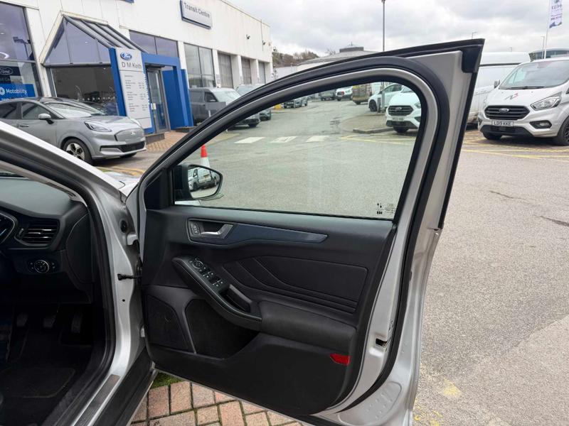 Used Ford Focus 2020 for sale - 78215576: Photo 16