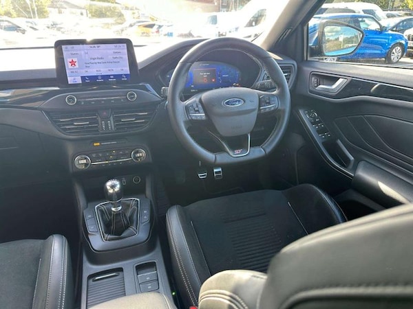 Used Ford Focus 2020 for sale - 76067579: Photo 20