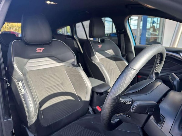 Used Ford Focus 2020 for sale - 76067579: Photo 21