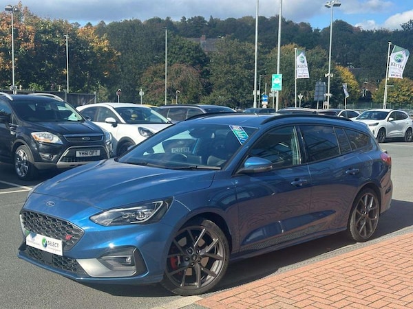 Used Ford Focus 2020 for sale - 76067579: Photo 3