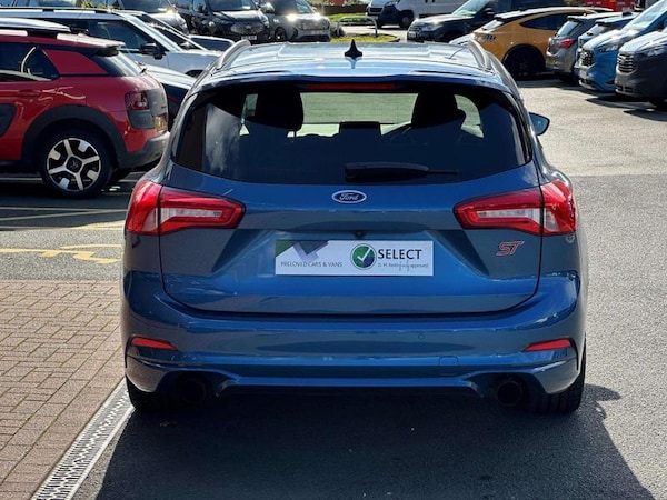 Used Ford Focus 2020 for sale - 76067579: Photo 6