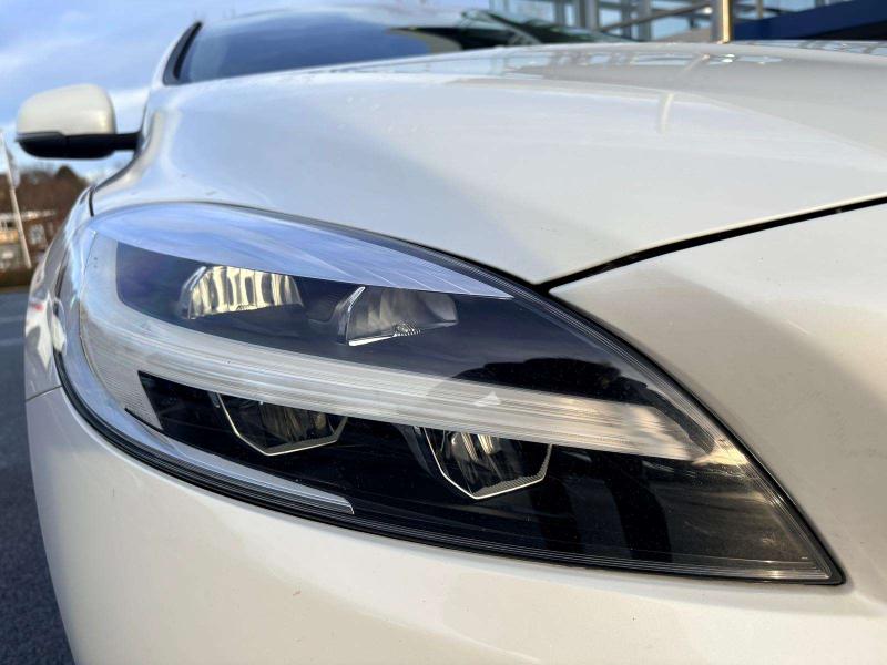 Used Volvo V40 2016 for sale - 77006028: Photo 22