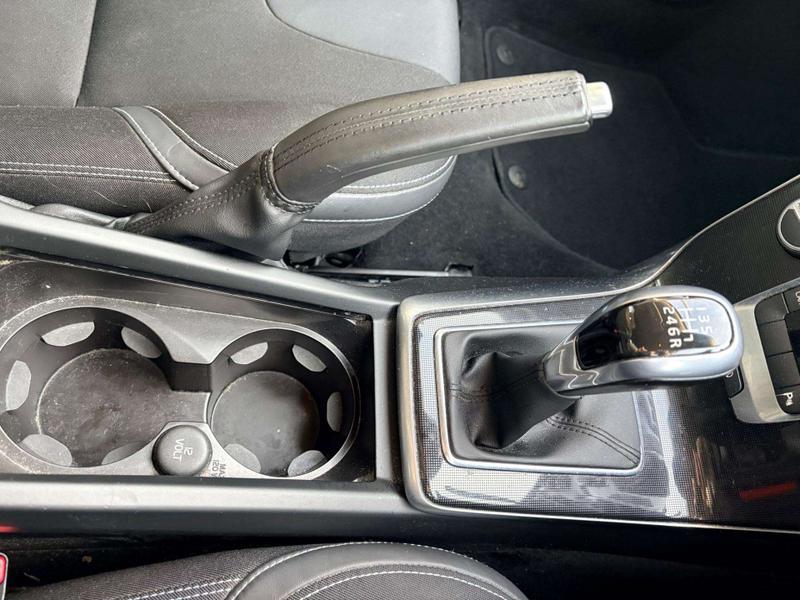 Used Volvo V40 2016 for sale - 77006028: Photo 28