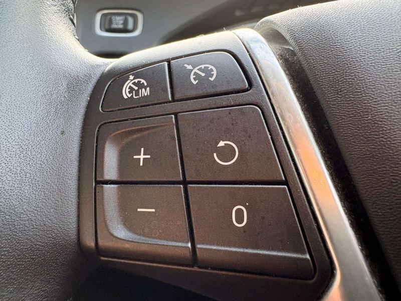 Used Volvo V40 2016 for sale - 77006028: Photo 29