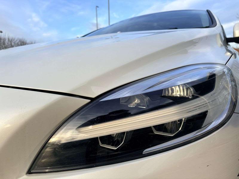 Used Volvo V40 2016 for sale - 77006028: Photo 38