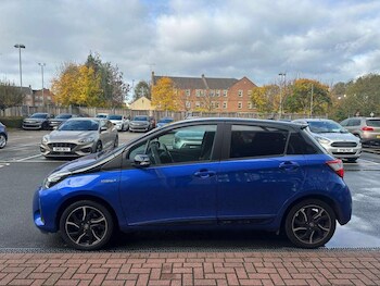 Used Toyota Yaris 2017 for sale - 76355591: Photo