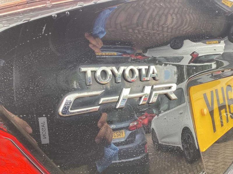 Used Toyota C-HR 2018 for sale - 76355605: Photo 36