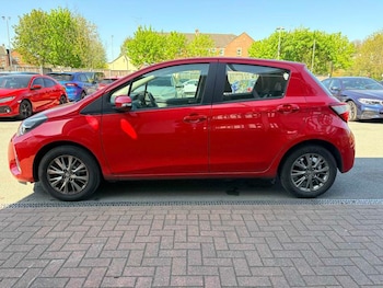 Used Toyota Yaris 2017 for sale - 78314182: Photo