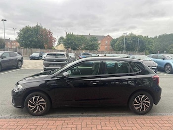 Used Volkswagen Polo 2023 for sale - 75529578: Photo