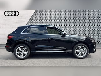 Used Audi Q3 2024 for sale - 75333504: Photo