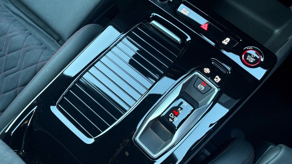 Used Audi Q6 e-tron 2025 for sale - 76745174: Photo 19