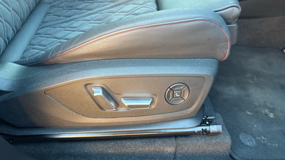 Used Audi Q6 e-tron 2025 for sale - 76745174: Photo 29