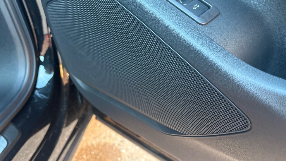 Used Audi Q6 e-tron 2025 for sale - 76745174: Photo 32