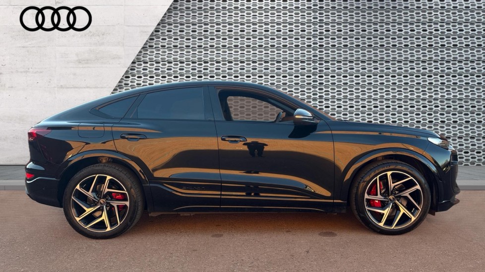 Used Audi Q6 e-tron 2025 for sale - 76745174: Photo 4