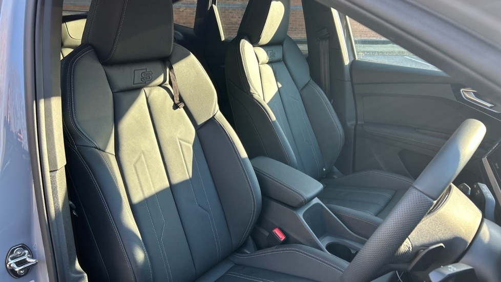 Used Audi Q4 e-tron 2025 for sale - 76745178: Photo 17