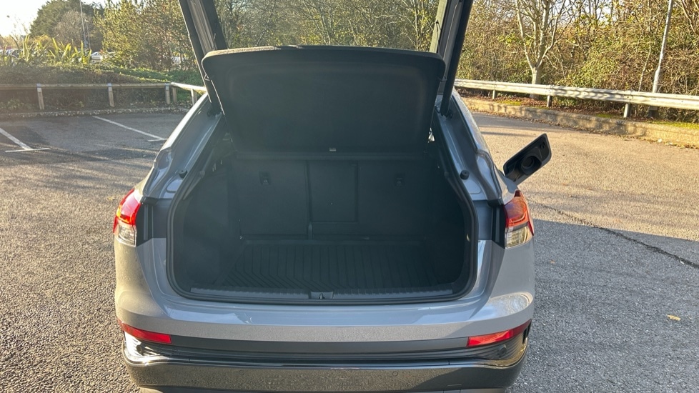 Used Audi Q4 e-tron 2025 for sale - 76745178: Photo 18