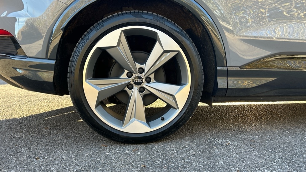 Used Audi Q4 e-tron 2025 for sale - 76745178: Photo 21