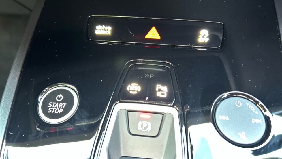 Used Audi Q4 e-tron 2025 for sale - 76745178: Photo 35