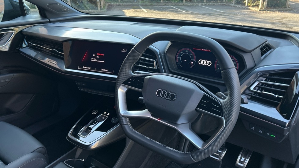 Used Audi Q4 e-tron 2025 for sale - 76745178: Photo 6