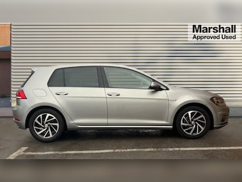 Used Volkswagen Golf 2019 for sale - 76804080: Photo